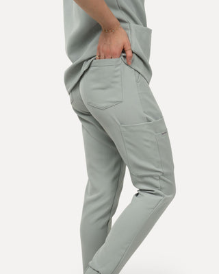 IRONIK Pulse 10-Pocket Jogger Scrub Pants - IRONIK Scrubs