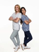 Damask Style Women's Scrub Pattern Top with 3 Pockets - IRONIK Scrubs